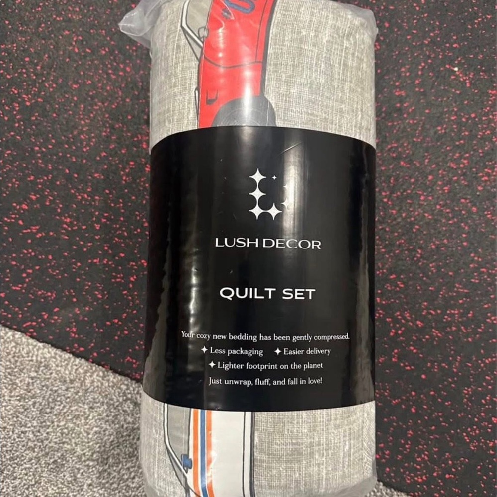 Lush Decor Gray and Red Quilt Set - Stylish Home Bedding